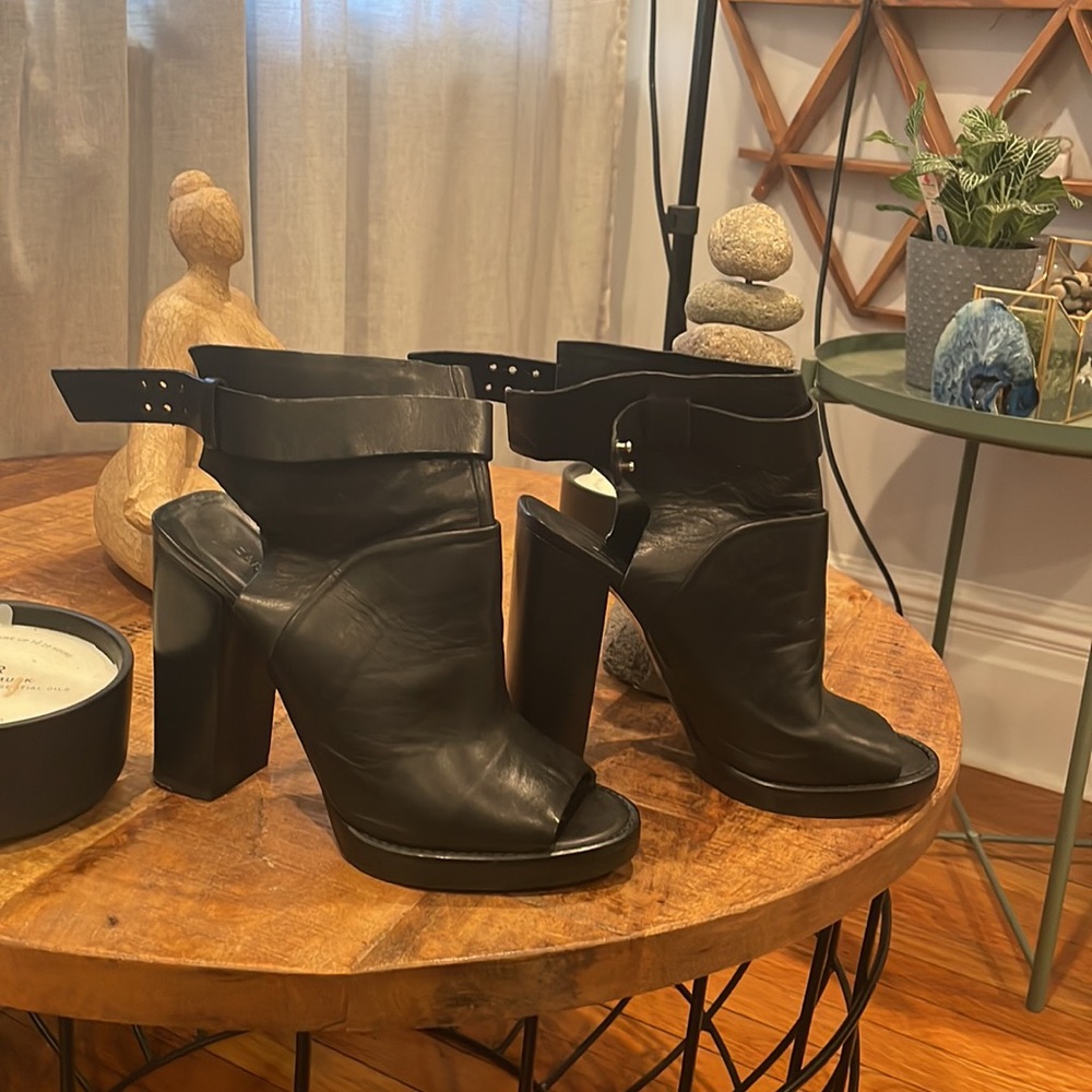 Zara peep toe chunky high heel boots booties
